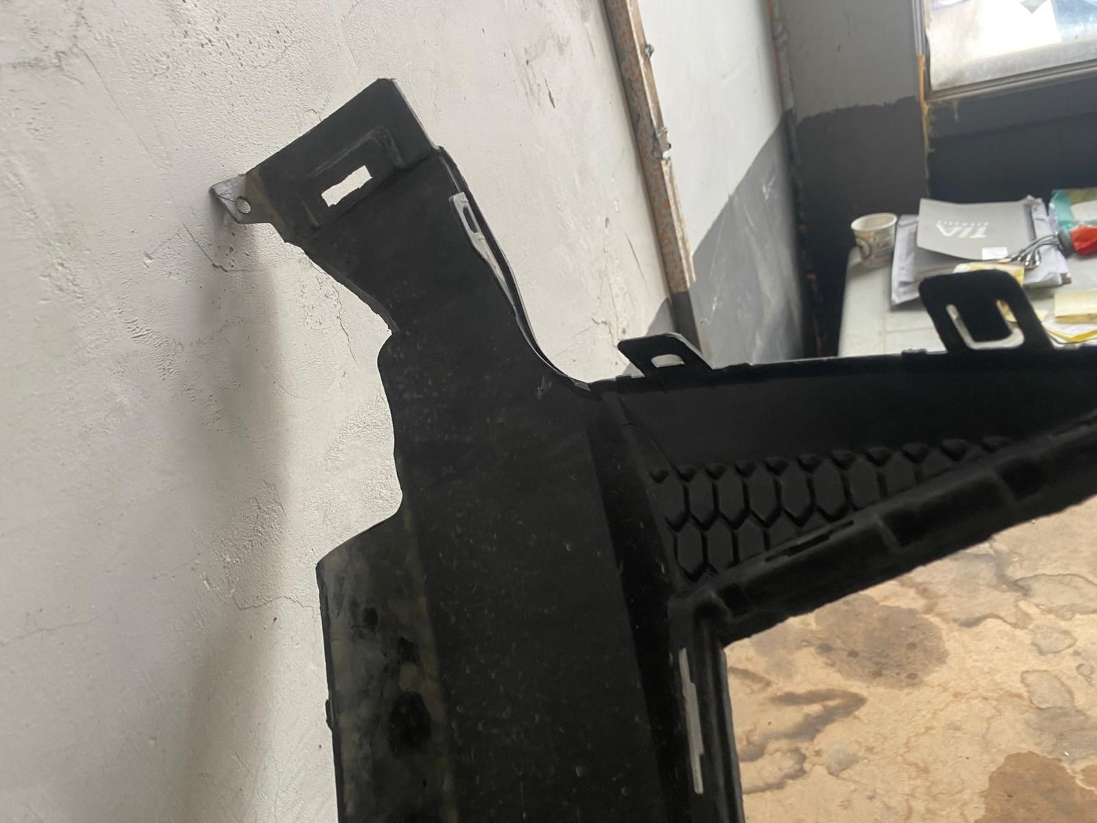 TOYOTA C-HR �N TAMPON SPOYLER�